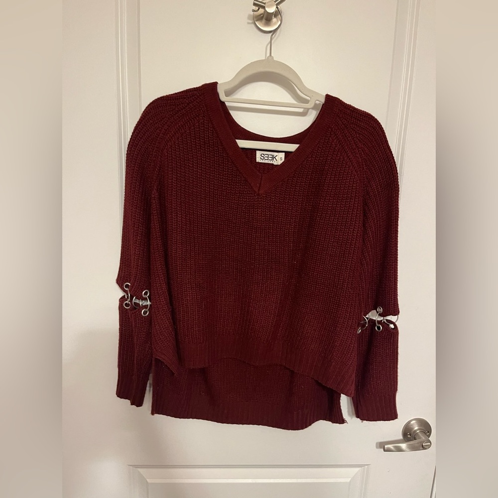 LF Seek The Label Hoop Grommets Sweater, size S
